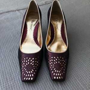 J. Renee Women’s Adley Pump